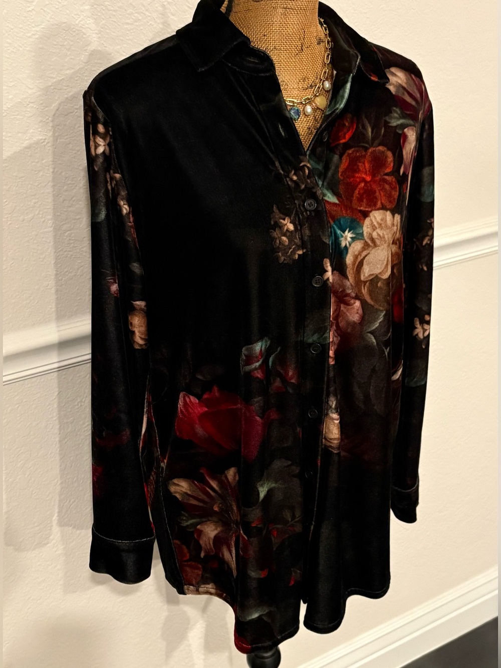 Soft Surroundings Black Floral Velvet Button-Up Boyfriend Shirt Oversized Medium